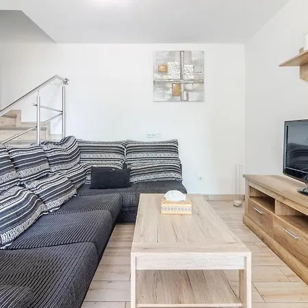 Holiday home Flatguest Sonemar