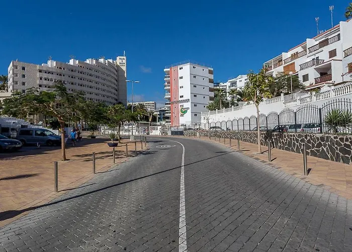 Flatguest Sonemar Отель 3*