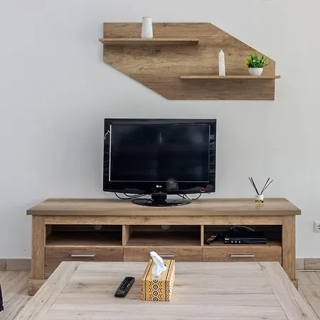 מלון Flatguest Sonemar 3*