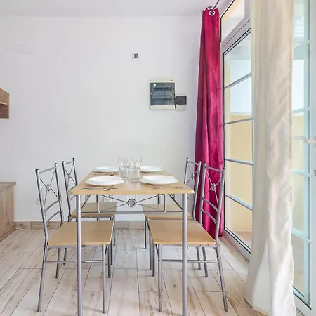 Flatguest Sonemar 3* מספאלומס